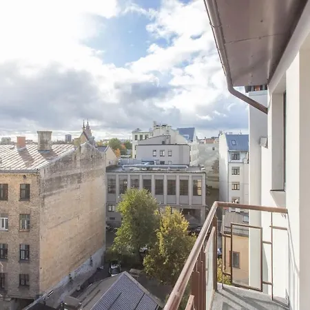 Premium 1br Near Old Town By Vandore Heritage Appartement