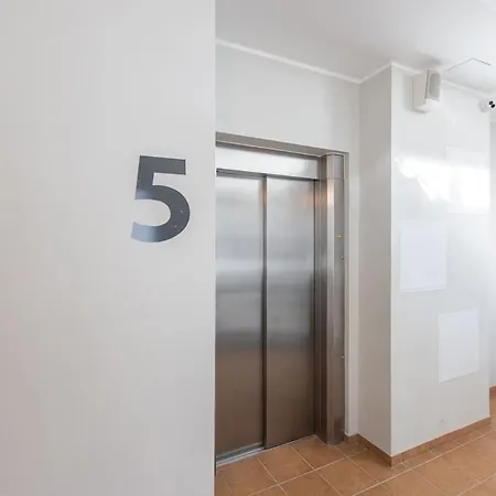 Premium 1br Near Old Town By Vandore Heritage * Riga
